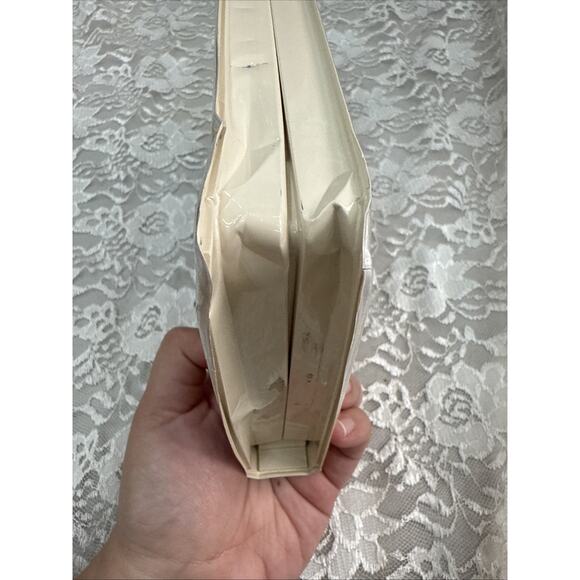 Vintage 90s 1993 Disney’s Aladdin VHS Black Diamond Clamshell Tested Works - Picture 2 of 5